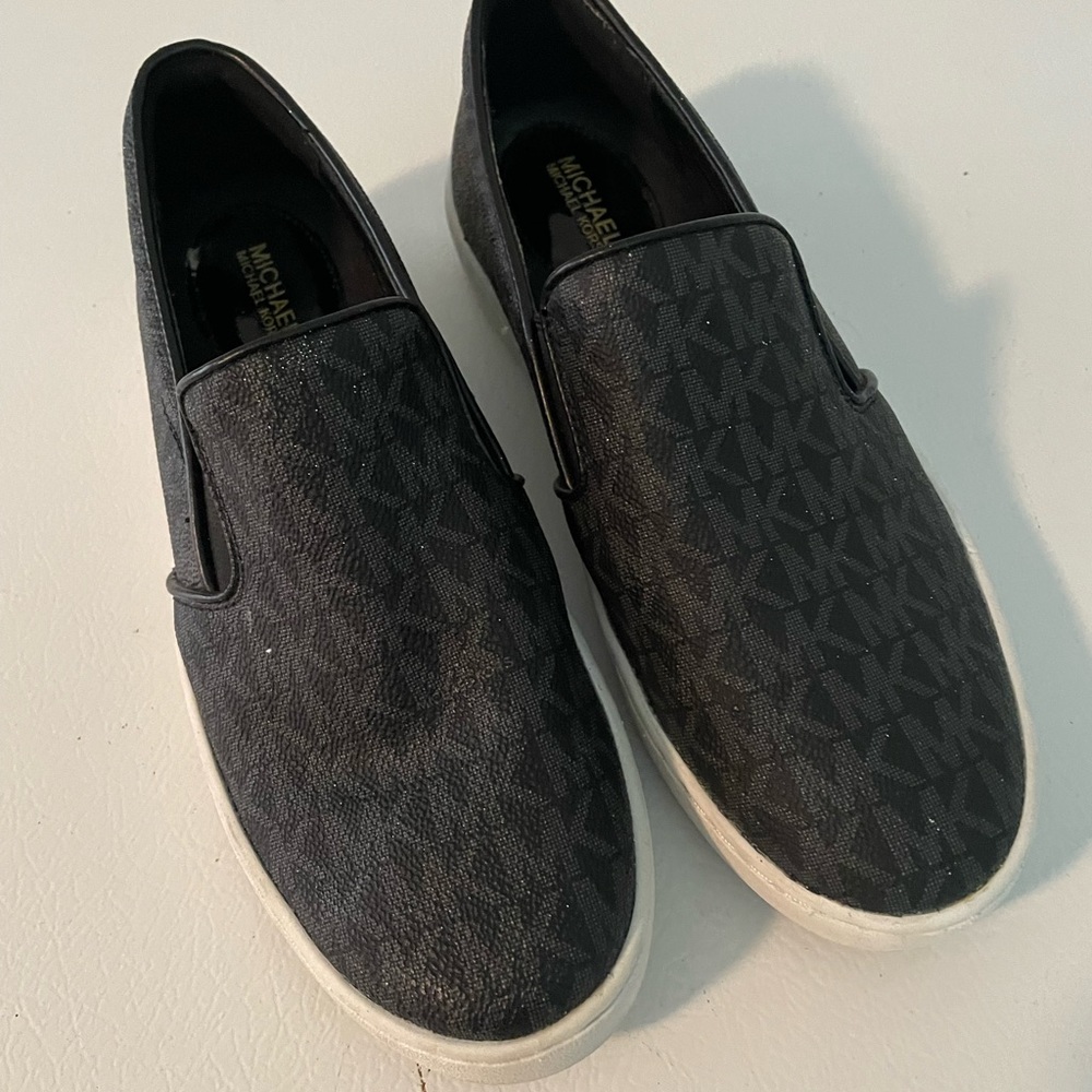 Women sneakers